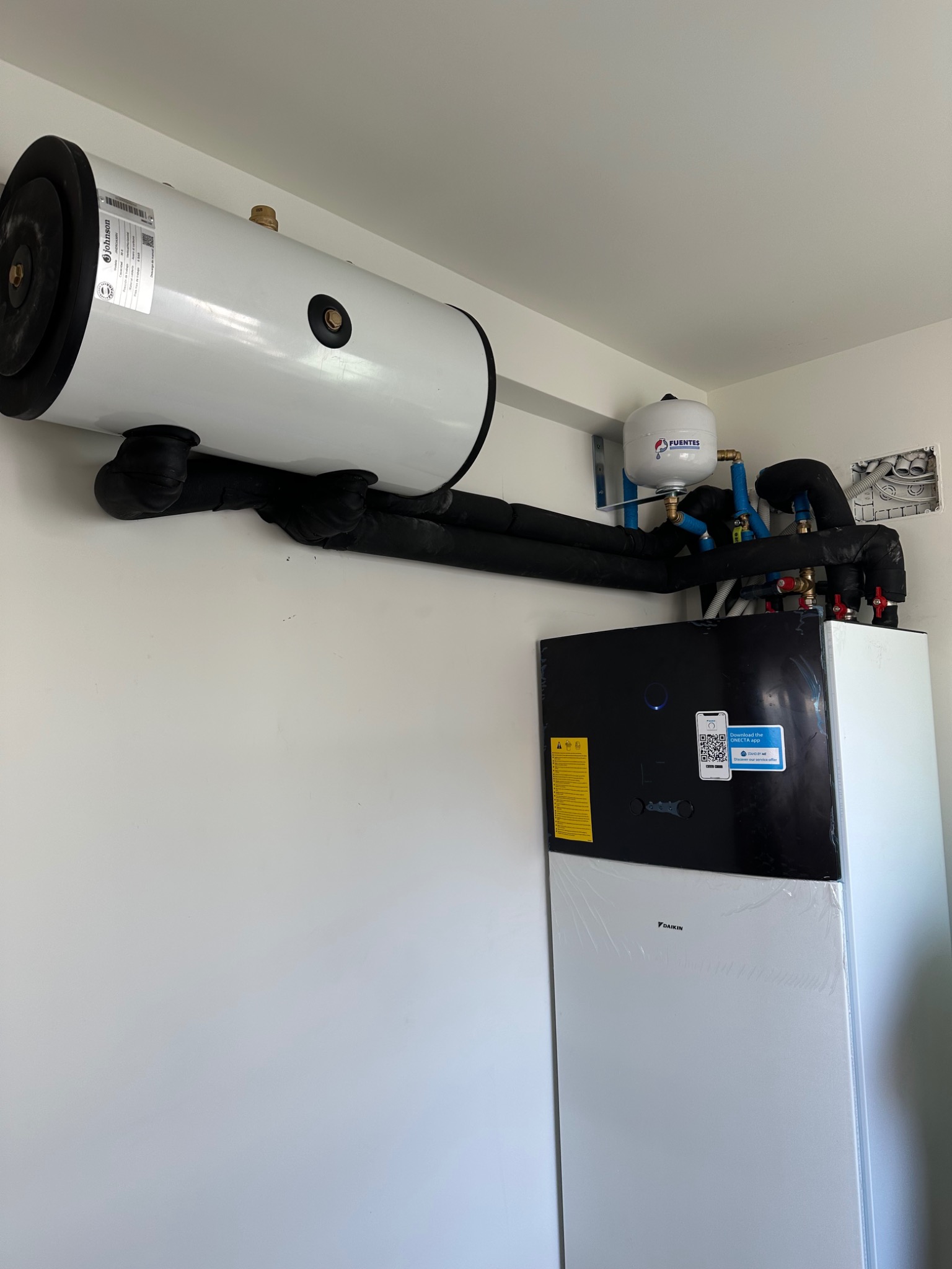 Aerotermia de 11 kW en piso de El Retiro, Madrid
